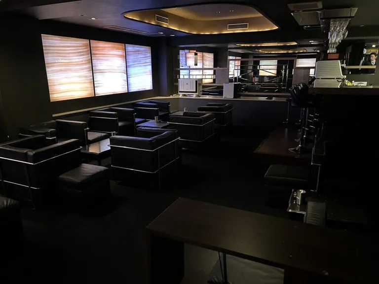 グラフの店内