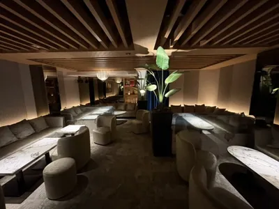 703 （ナナマルサン）の店内