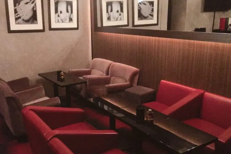 ボックス (VOX)の店内