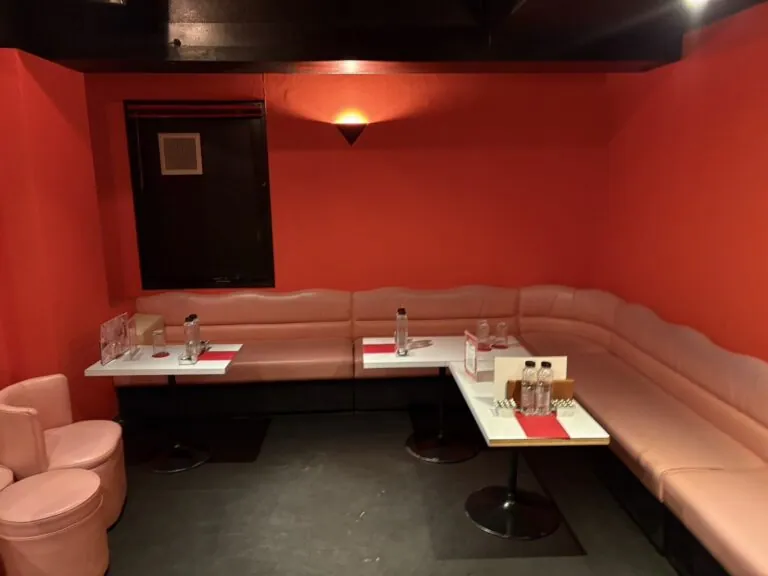ロジャーの店内
