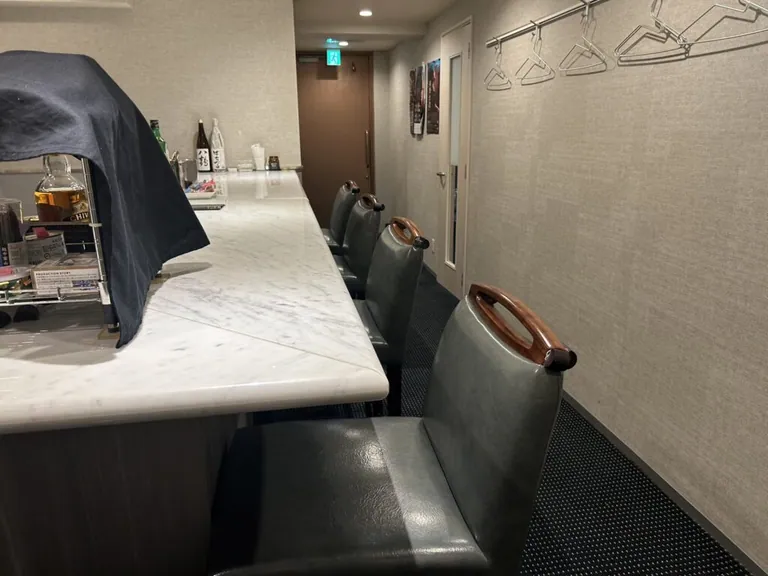 ヒルコレスナックの店内