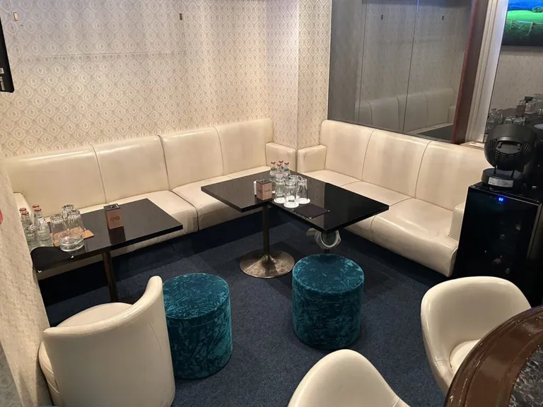 ジャロの店内