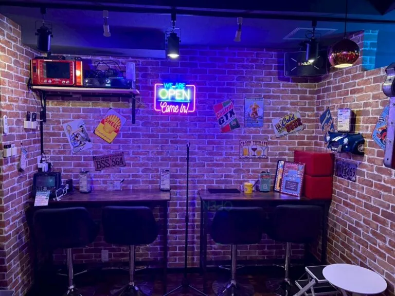 カンカンの店内