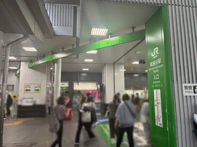 アクアスターレーベルへの道順 1／6：南越谷駅南口を出ます。