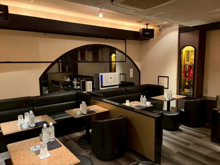 アモンの店内