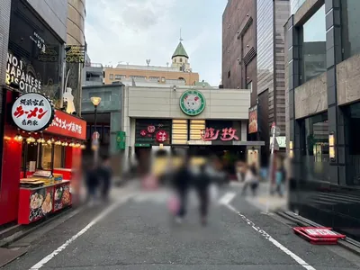 ノーブルへの道順 8／11：突き当ったら右折します。