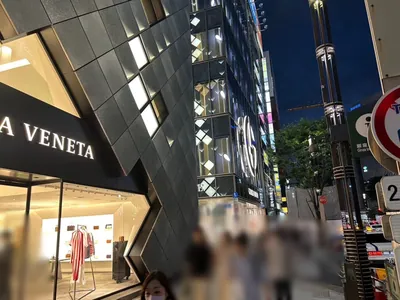 ベルラウンジへの道順 3／7：二つ目の路地を左折します。