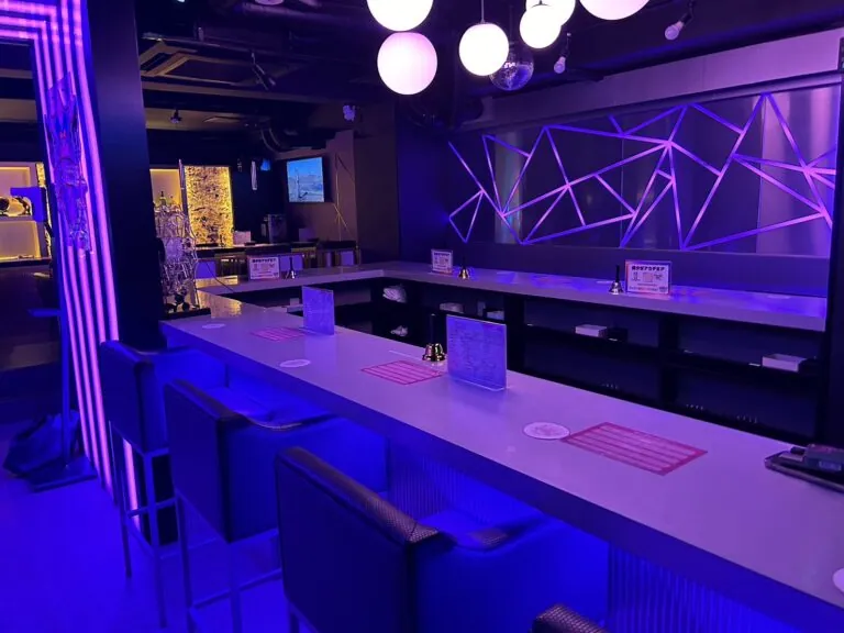 美少女アカデミア （ビショウジョアカデミア）の店内