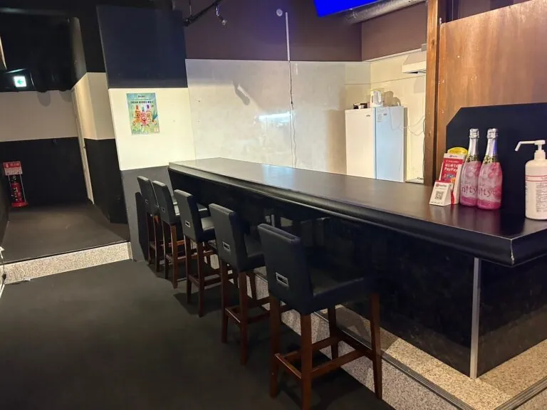 小岩　インフィニティの店内