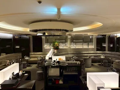 ルージュの店内