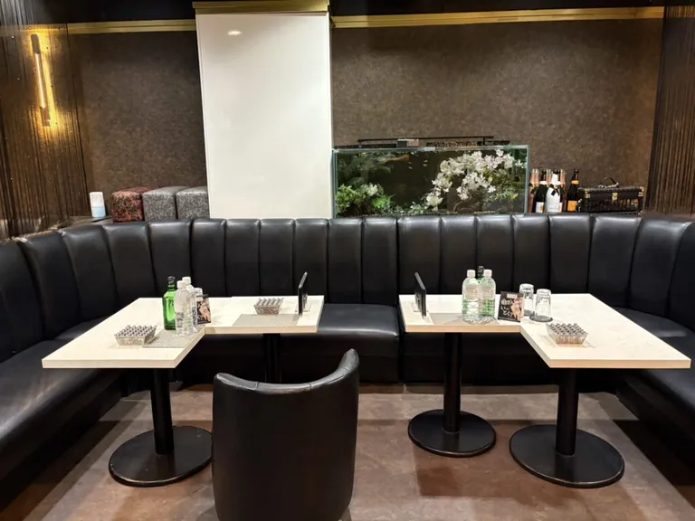 松戸　神楽 （カグラ）の店内