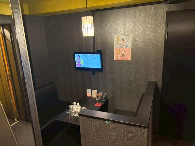 イエローラブの店内