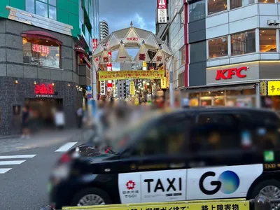 アマンへの道順 5／9：西一番街へ入ります。