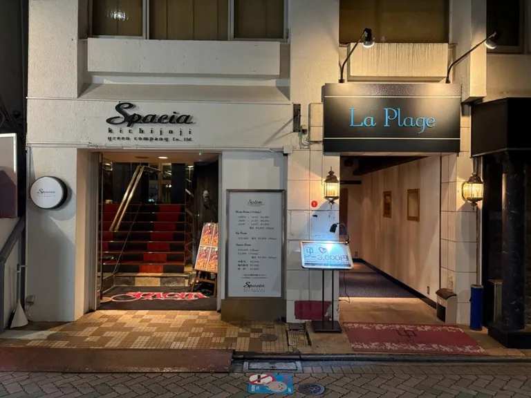 吉祥寺 スペーシアの店内