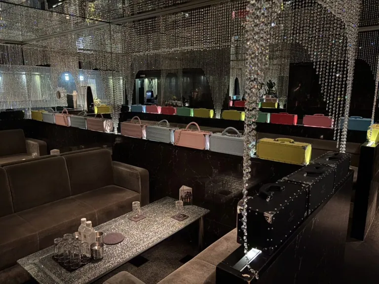 レビアの店内