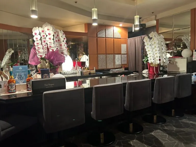 ルーナの店内