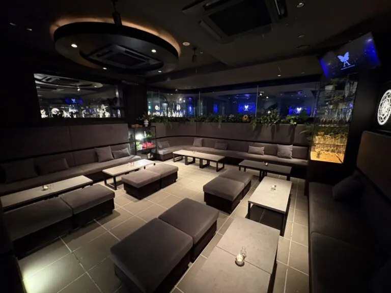 赤坂ラウンジの店内
