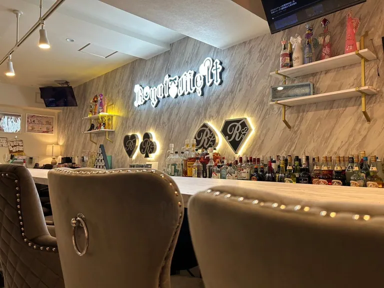 ロイヤルメルトの店内