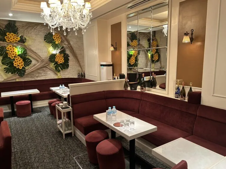 縁樹 （エンジュ）の店内