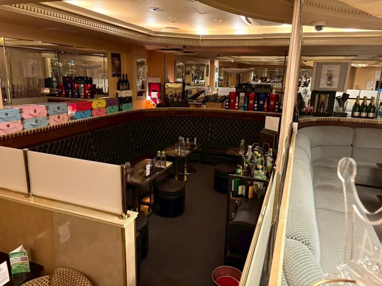 シュシュの店内