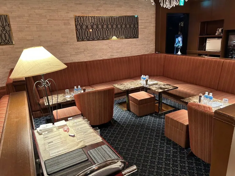 ピクシーの店内