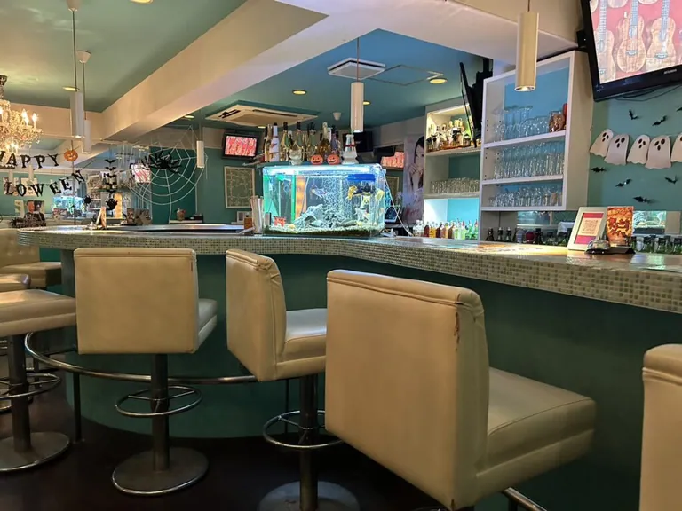 杏の店内