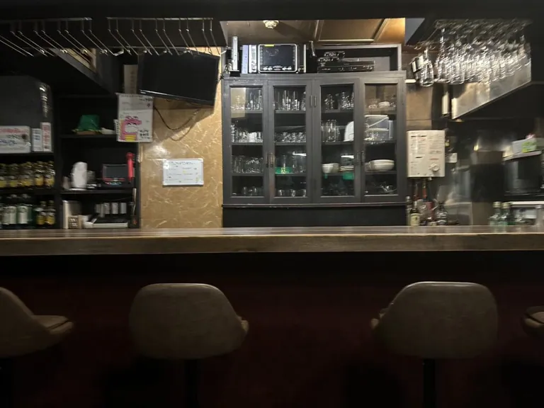 ユラリの店内