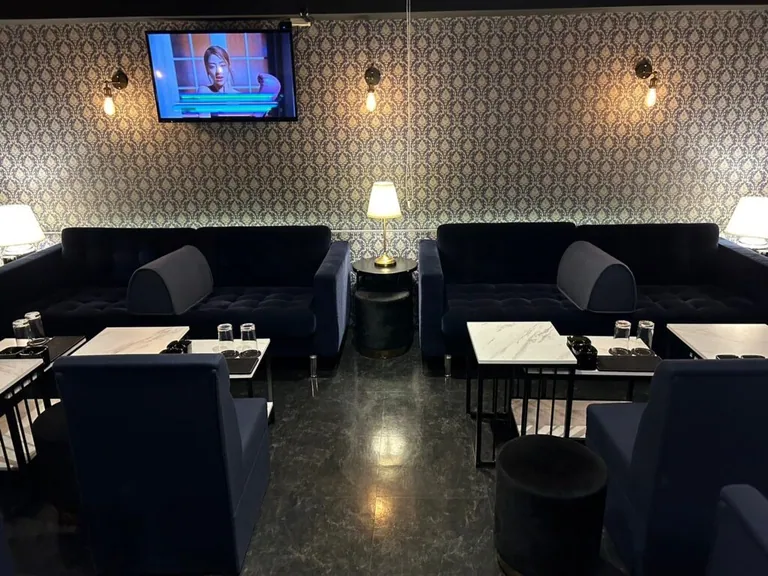 メゾンの店内