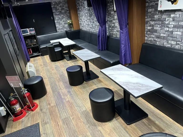 プラナの店内