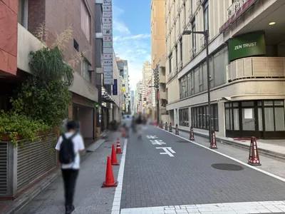 ラソへの道順 9／11：直進します。