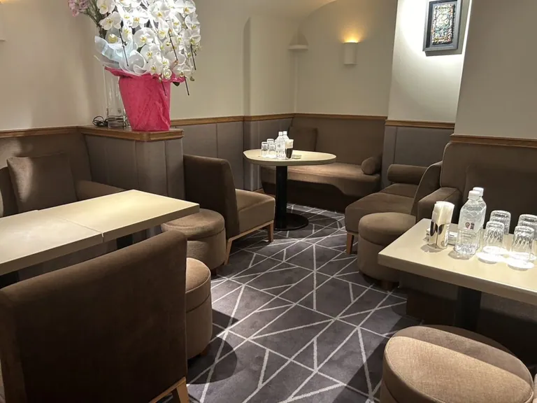 サロンドムッシュの店内