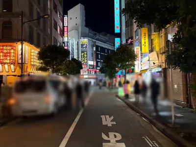 天 （テン）への道順 8／10：直進します。