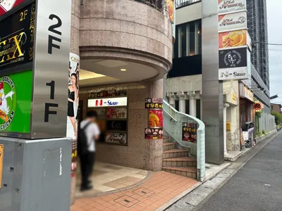 グランクラスへの道順 7／7：少し進むと左手に南越谷グランクラスの入る「 N-Stage」があります。