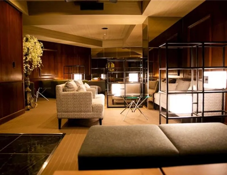 ルーズリュクスラウンジ （Lu’s luxe lounge）の店内