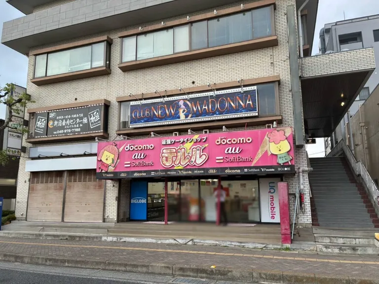 ニューマドンナの店内
