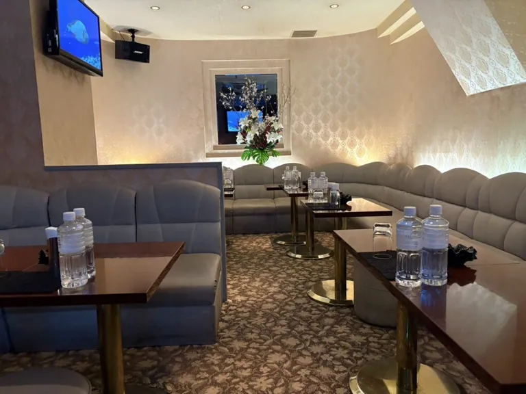 オネスティの店内