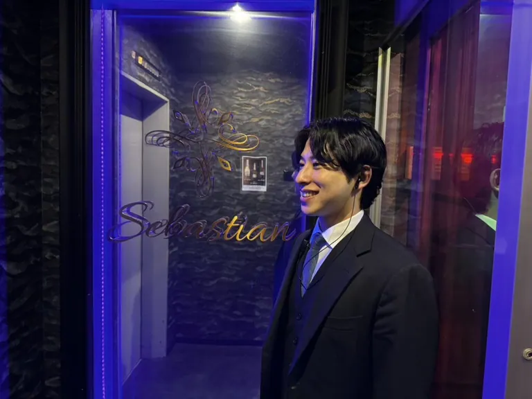 セバスチャンの店内
