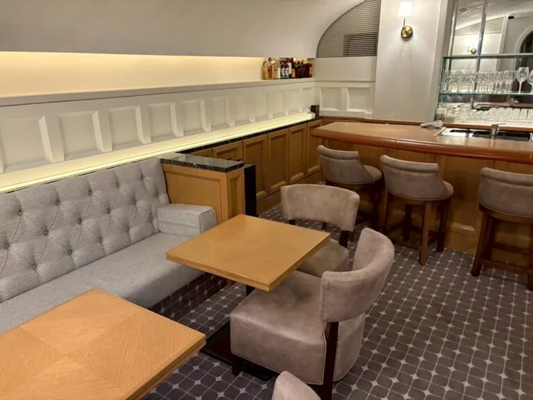 ラシャンブルの店内