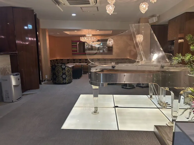 セレネの店内
