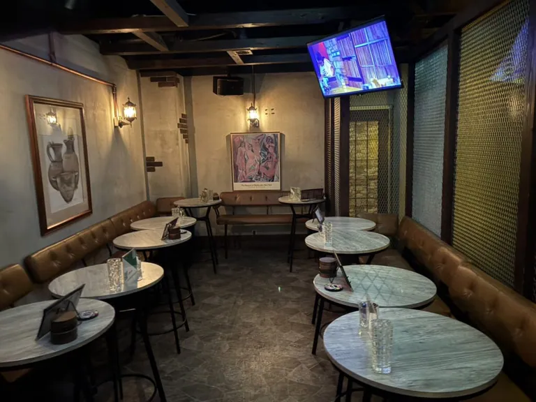八幡宿 モール (Girl’s Bar MOLE)の店内