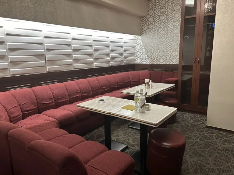 レイの店内