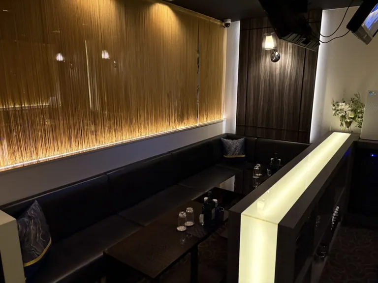 所沢　バビロンの店内