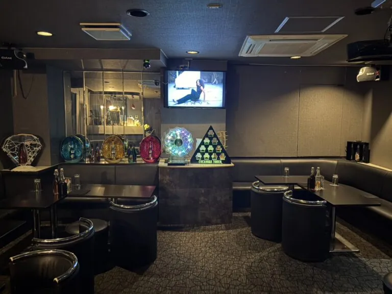 アーチの店内