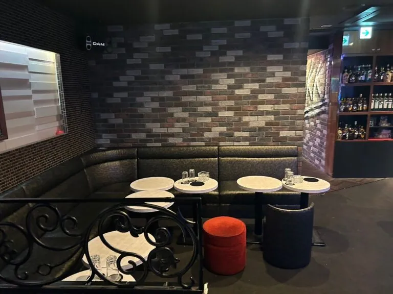 モーストの店内