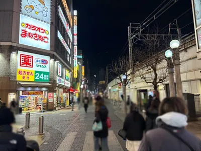 テレサ　（Girl’s Bar TELESA）への道順 6／11：一つ目の左手路地を越えて直進をします。