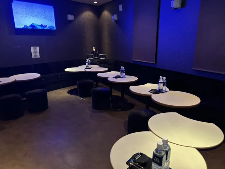 フライの店内