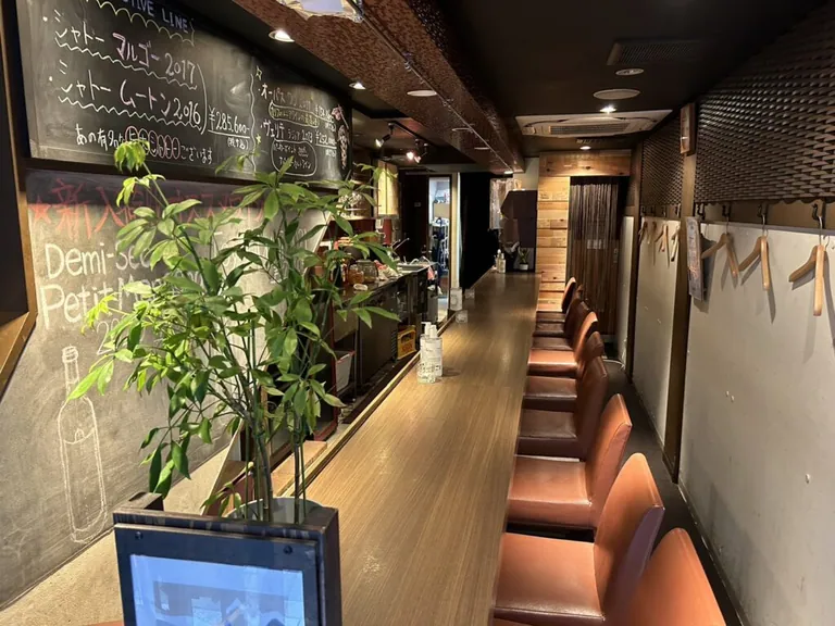 ワイナリーの店内