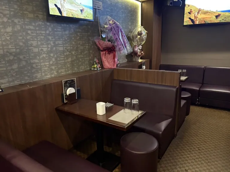 五井 月陽 (ツキヨ)の店内