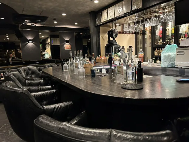 エイムの店内