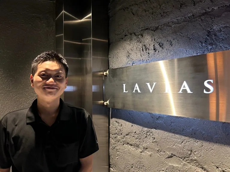 ラヴィアスの店内